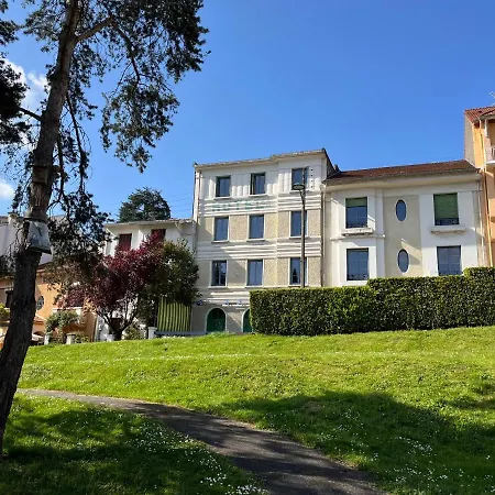 Escapade A Dans Beau T2 Avec Terrasse - Proche Gare Et Centre * 卢德