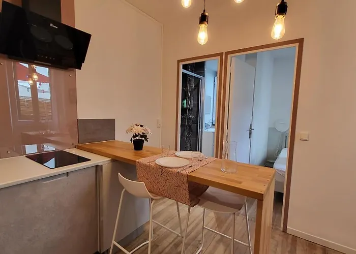 Escapade A Dans Beau T2 Avec Terrasse - Proche Gare Et Centre 公寓 *