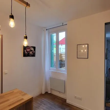 Escapade A Dans Beau T2 Avec Terrasse - Proche Gare Et Centre Apartamento