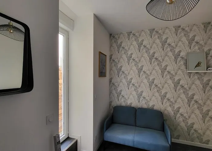 Escapade A Dans Beau T2 Avec Terrasse - Proche Gare Et Centre Appartement *