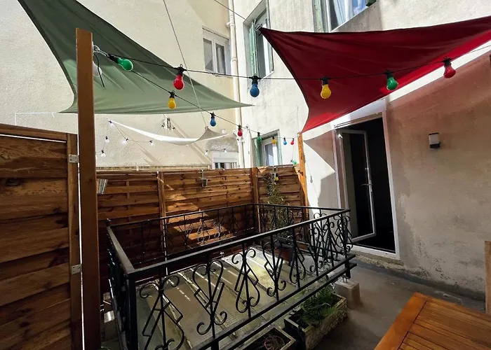 Appartement Escapade A Dans Beau T2 Avec Terrasse - Proche Gare Et Centre Lourdes