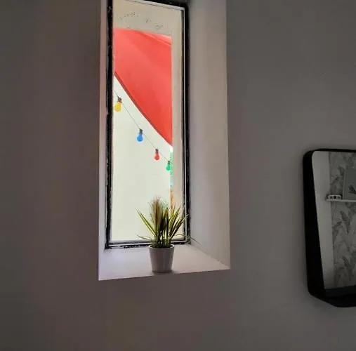 Escapade A Dans Beau T2 Avec Terrasse - Proche Gare Et Centre Daire